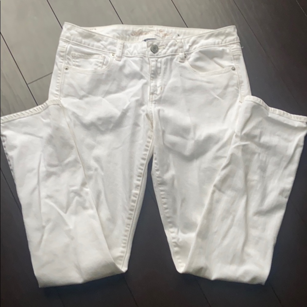 American Eagle women’s white skinny jeans size 10